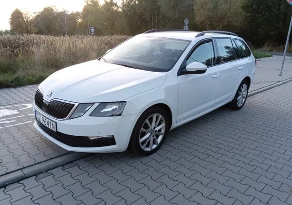 śląskie Skoda Octavia cena 61000 przebieg: 157700, rok produkcji 2018 z Zabrze